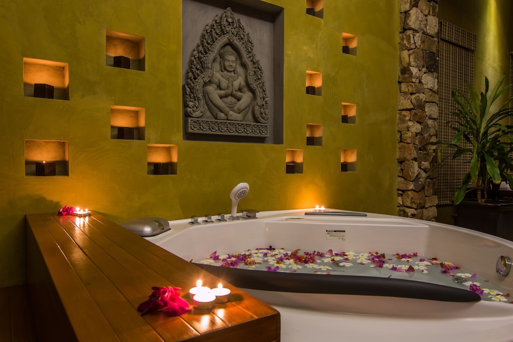 Angkor Palace Suite & Villa
