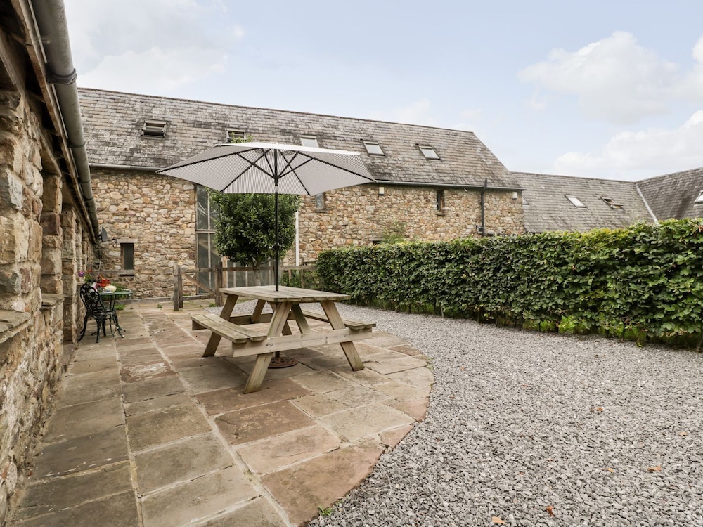 Mistletoe Cottage