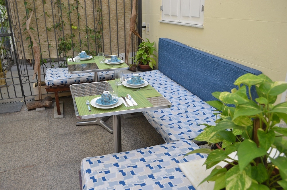 Casa Amarela Guest House - ZONA SUL