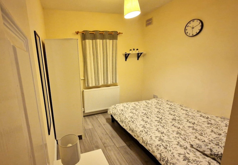 Private room near Hither Green Station