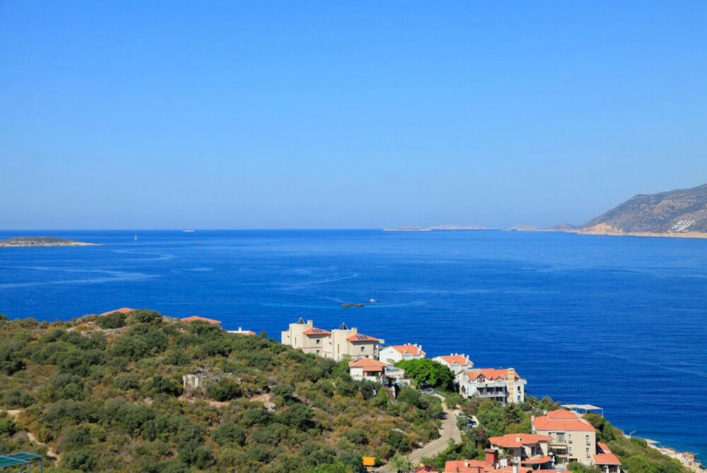 Villa Kastello in Ukurba Yar Madas view 3