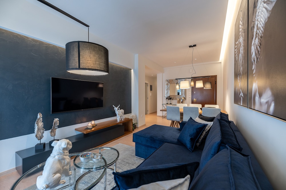 Acropolis View Deluxe Penthouse & Luxury Apartments