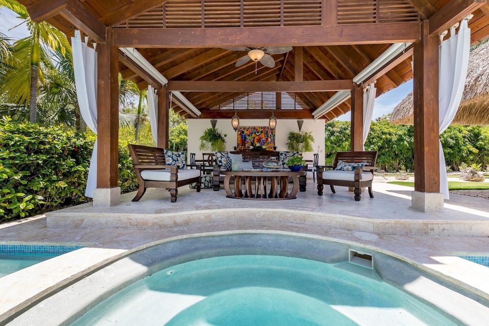 One of the Best Cap Cana Villas for Rent Large Pool Jacuzzi Chef Maid view 5