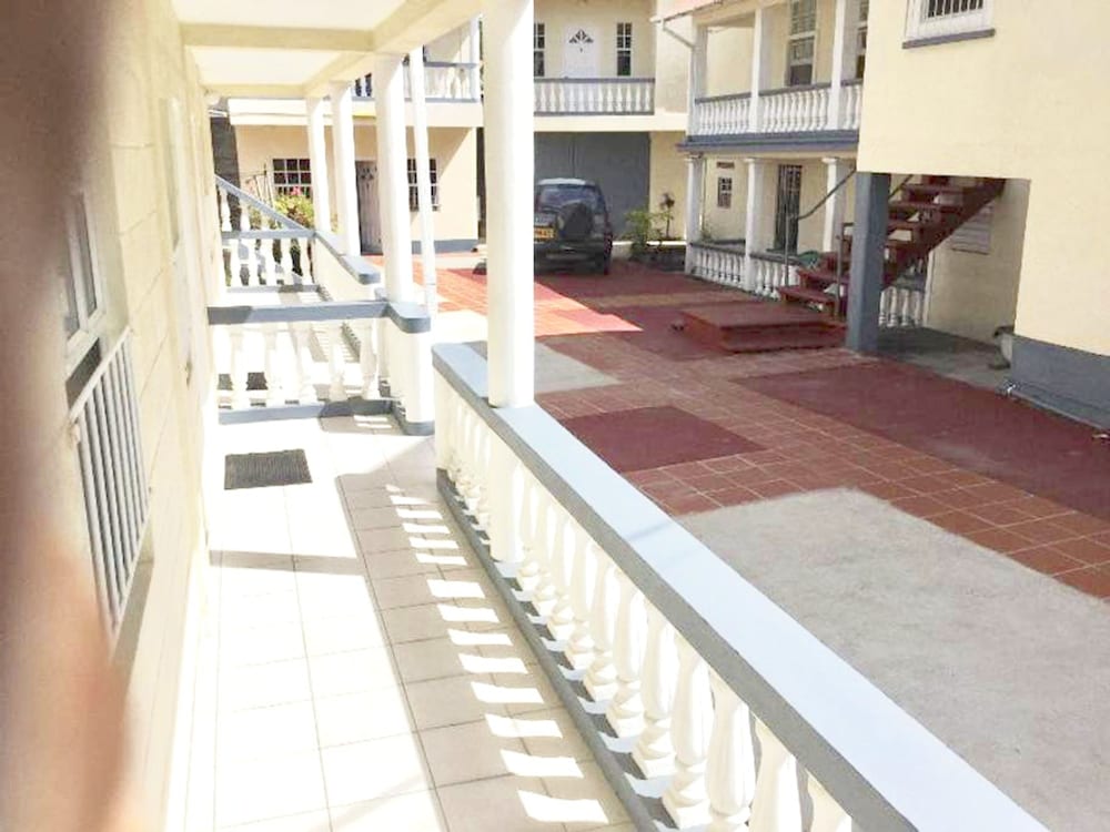 Willies Court apartments view 5