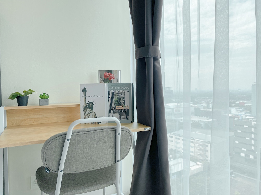 Minimalist Comfy Studio Apartment At Tree Park City Bsd