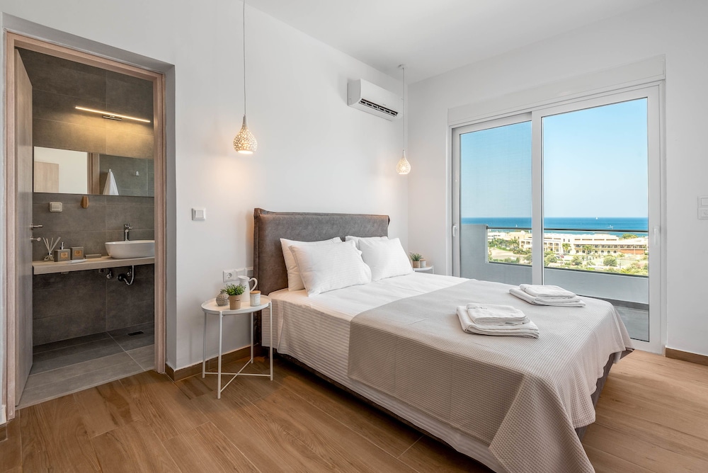Hill & Sea View Villas