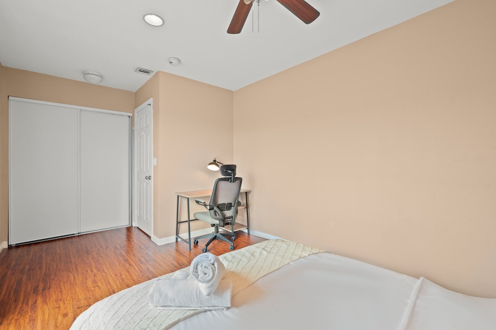 Near USC Dtla Spacious Private Bedroom 8
