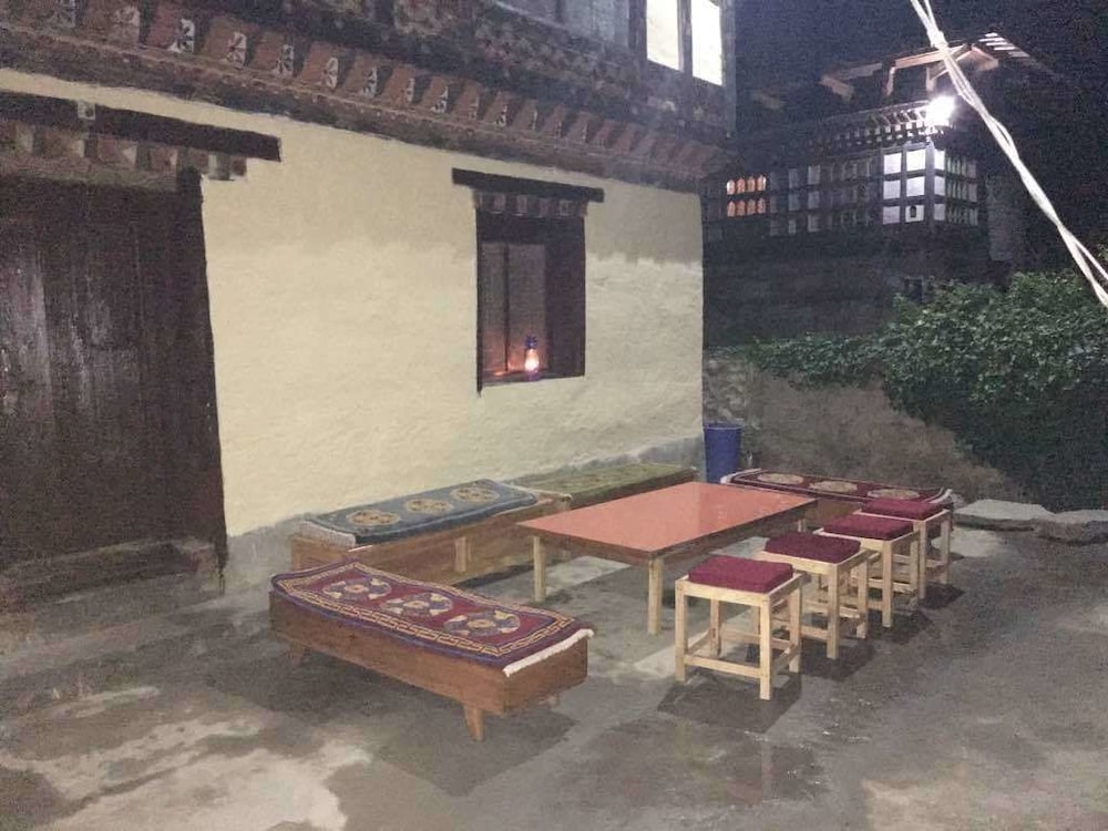 AMA's Village Lodge