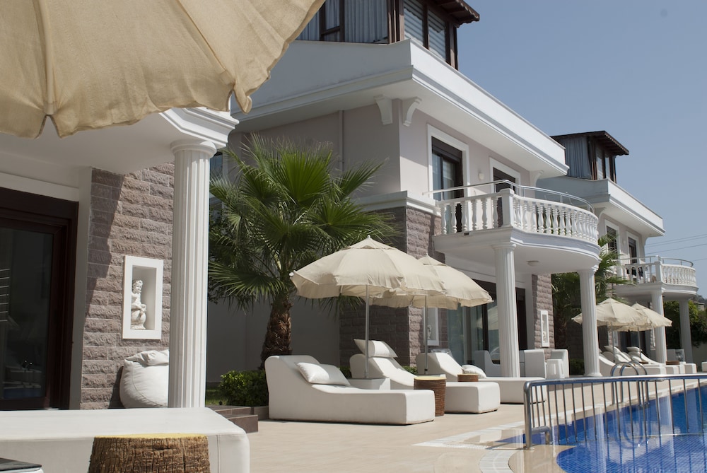 Bamont Villas