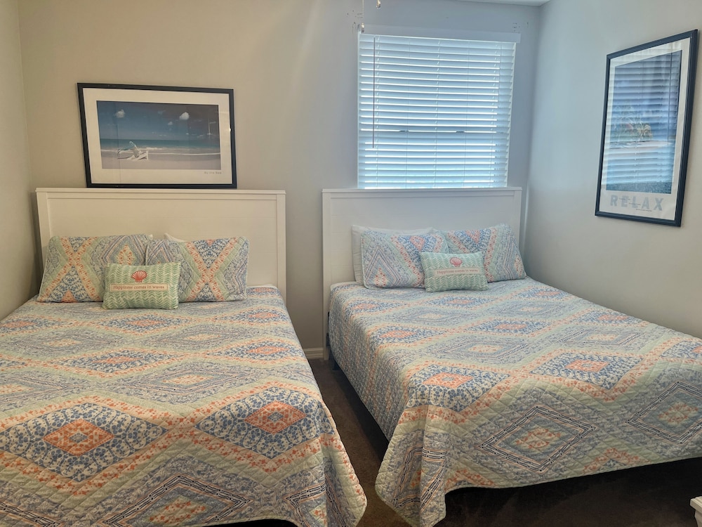 Emerald Key by Southern Vacation Rentals
