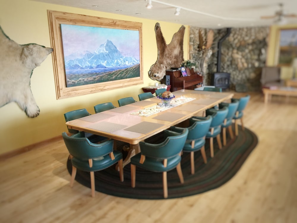 meeting & event spaces