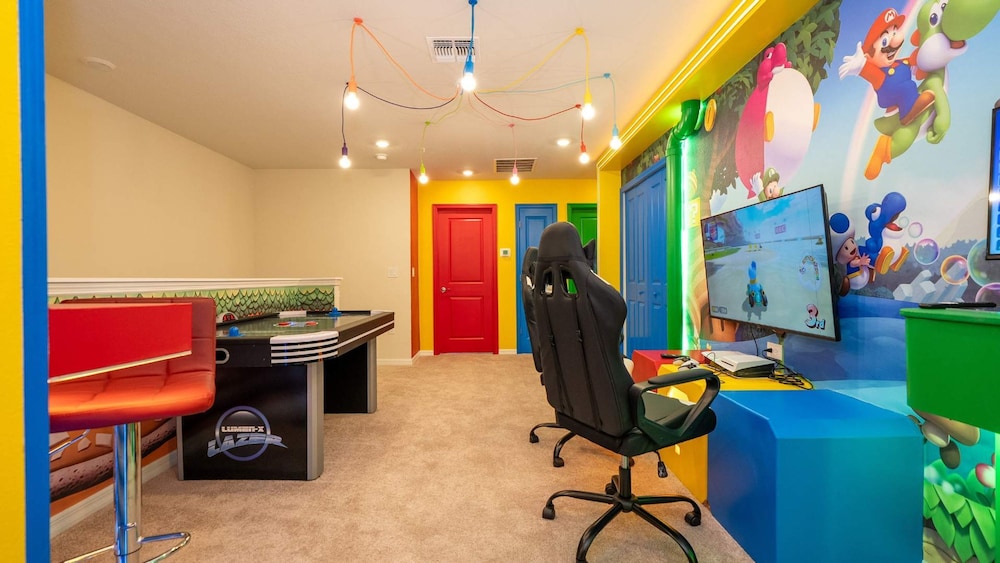 Upstay Family Fun 5BR Retreat w Pool Games Room