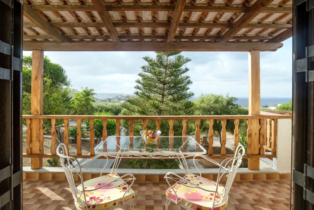 Romanza Villas