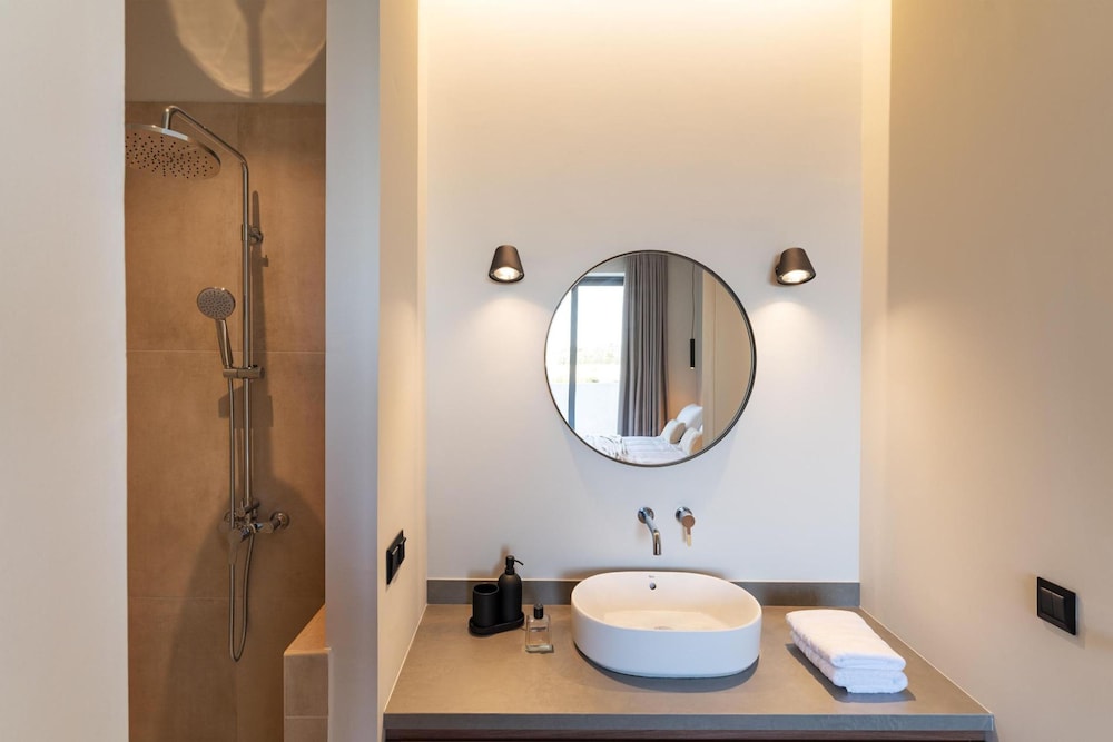 Massari Hills- Villa Nobu 4