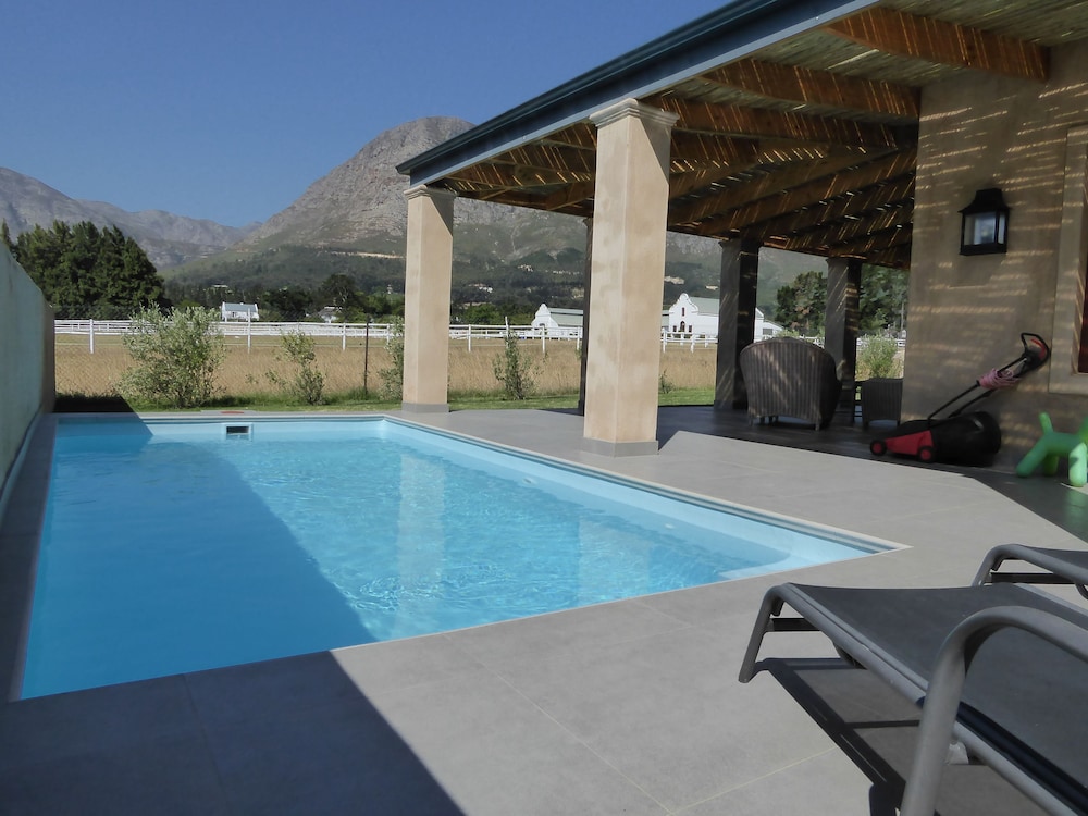 Saddlebrook Cottage