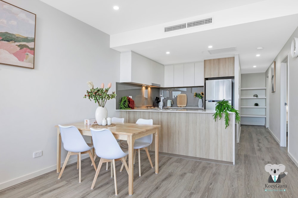 Kozyguru | Parramatta 2 Bed Apt With Parking