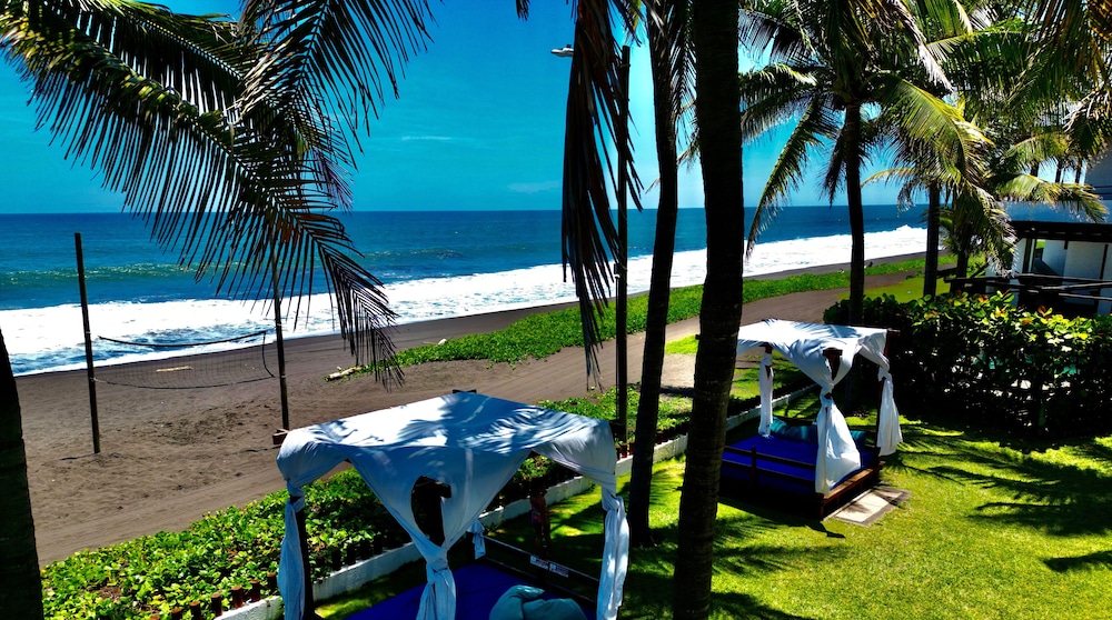 Villas Le Suisse Monterrico