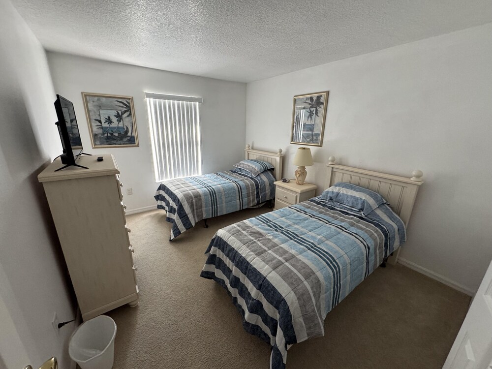 Luxury Vacation Home in Kissimmee, Perfect for Families and Golfers - Image 2