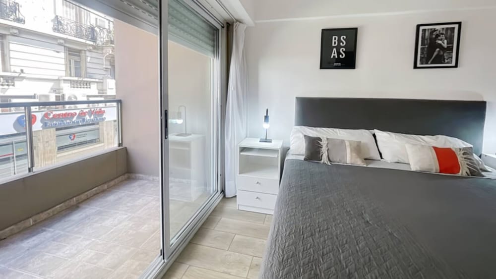 Modern Studio With Amenities in the Heart of the City U4