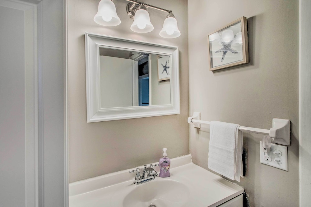 Brunswick Vacations - Pet-friendly Brunswick Retreat w/ Gas Grill! - Property Image 20