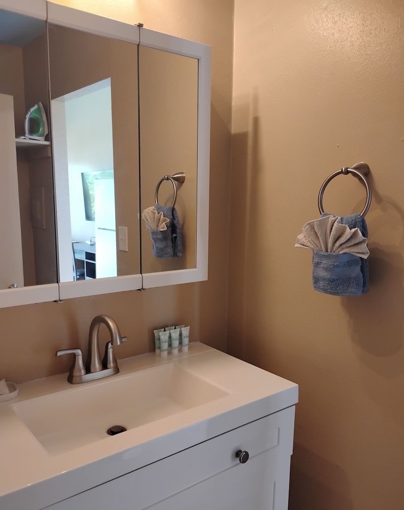 Plumeria Hilo Hotel