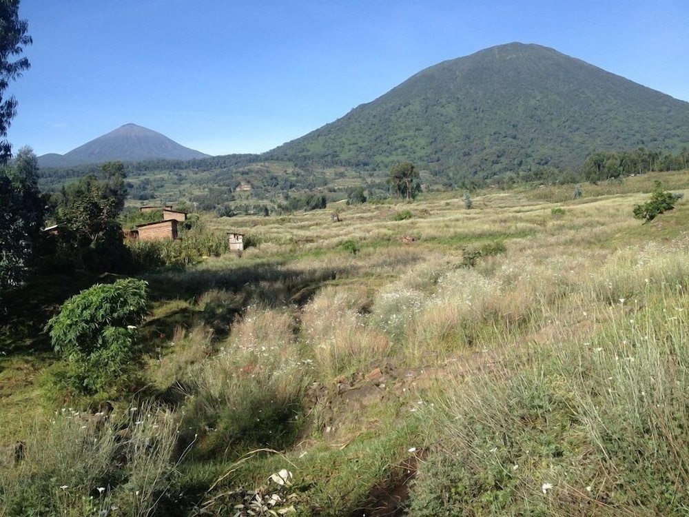 Red Rocks Rwanda Guesthouse & Campsite