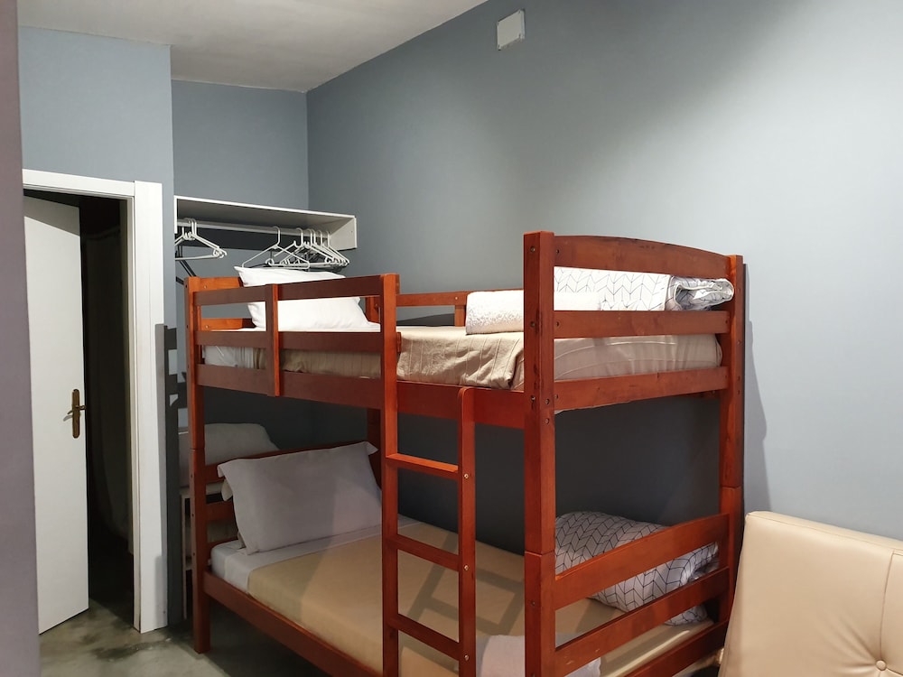 Liv Inn Guest House