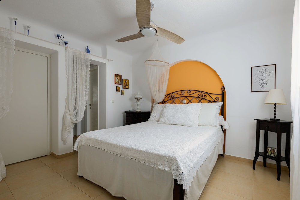 Naxos Kastraki Homey Villa With Sea View
