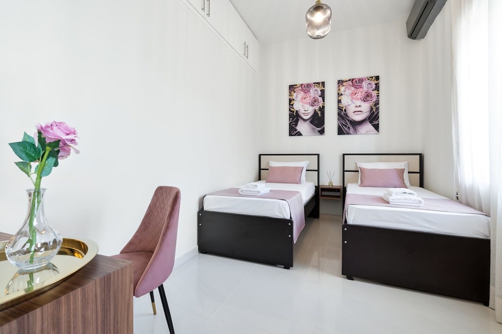 Chania Boutique Villa - Steps From the Beach