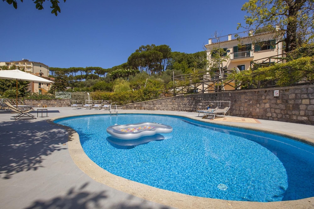 Residence Bosco in Sant Agata sui Due Golfi view 5