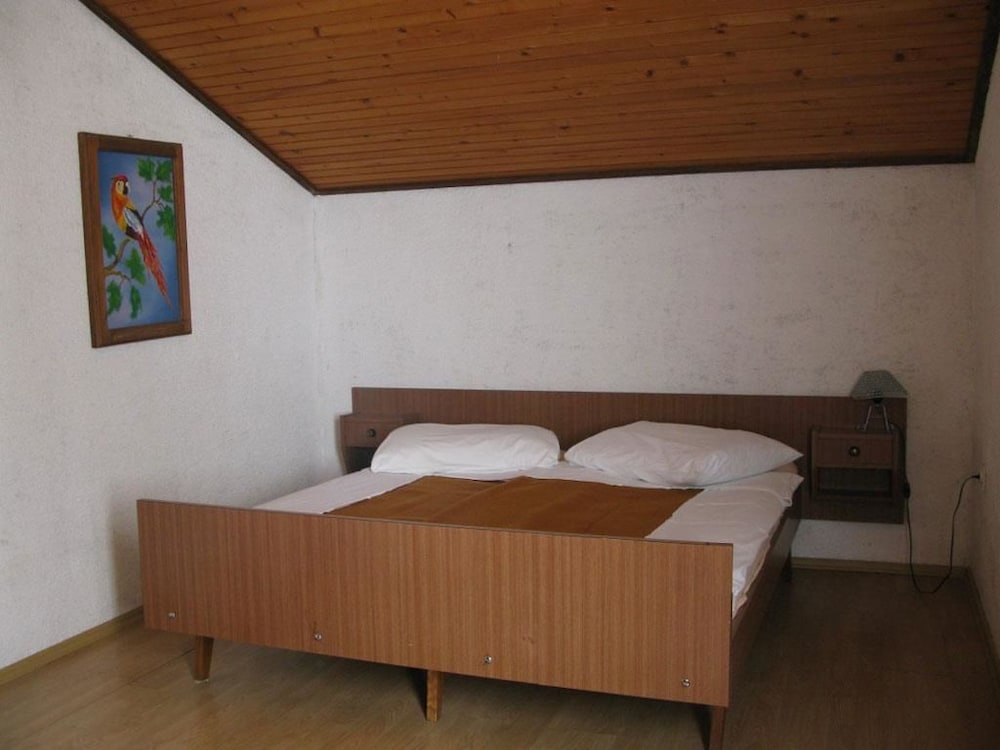 Photo 38