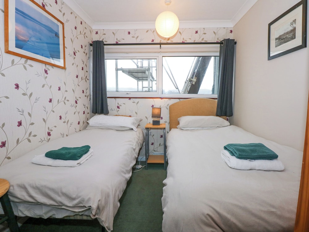18D South Snowdon Wharf