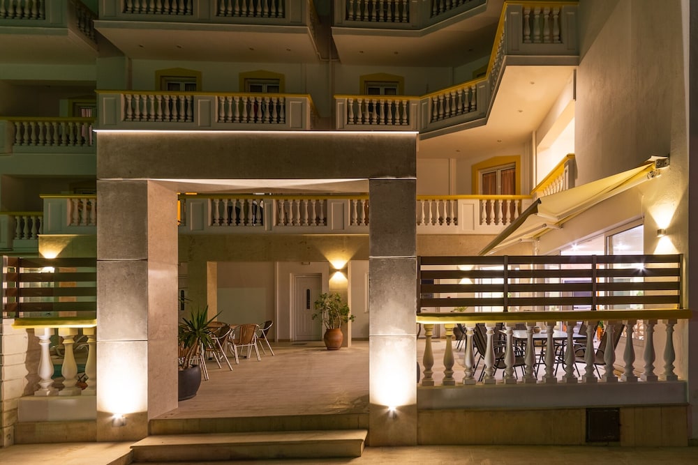 Irini Apartments
