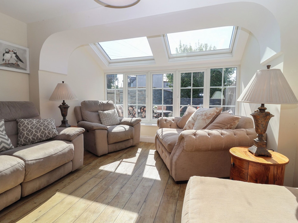 Rosebank Cottage