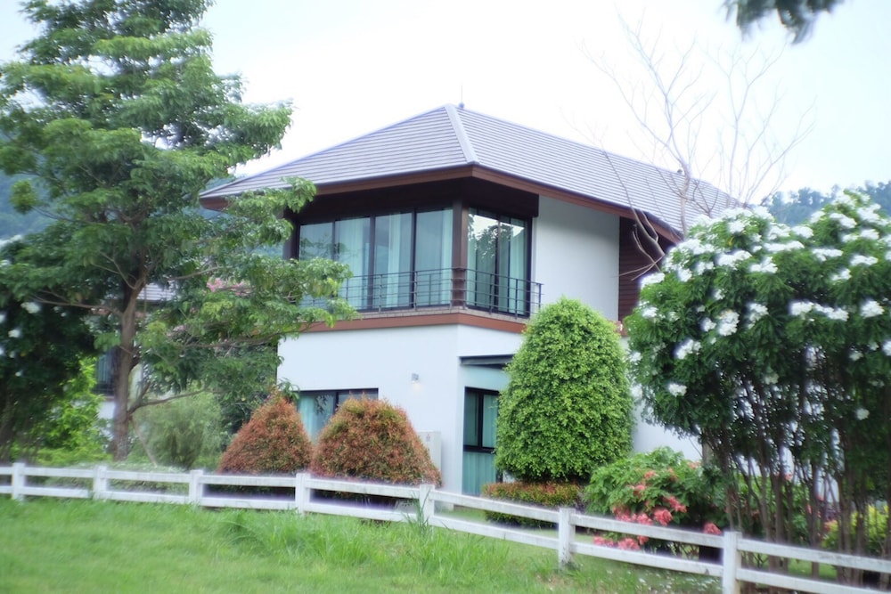 Hotel Monlada Khaoyai - Image 1