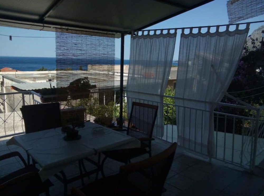 Apartments Ćubela