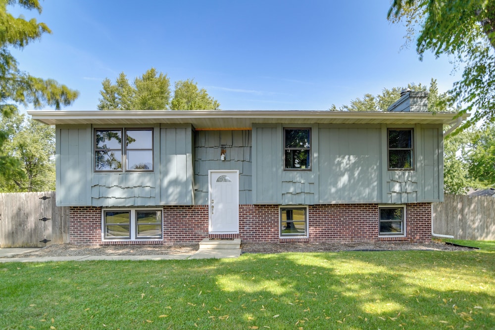 4 Mi to Big Creek State Park: Spacious Family Home