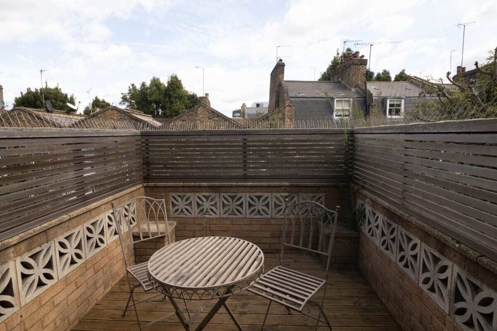 outdoor bbq area