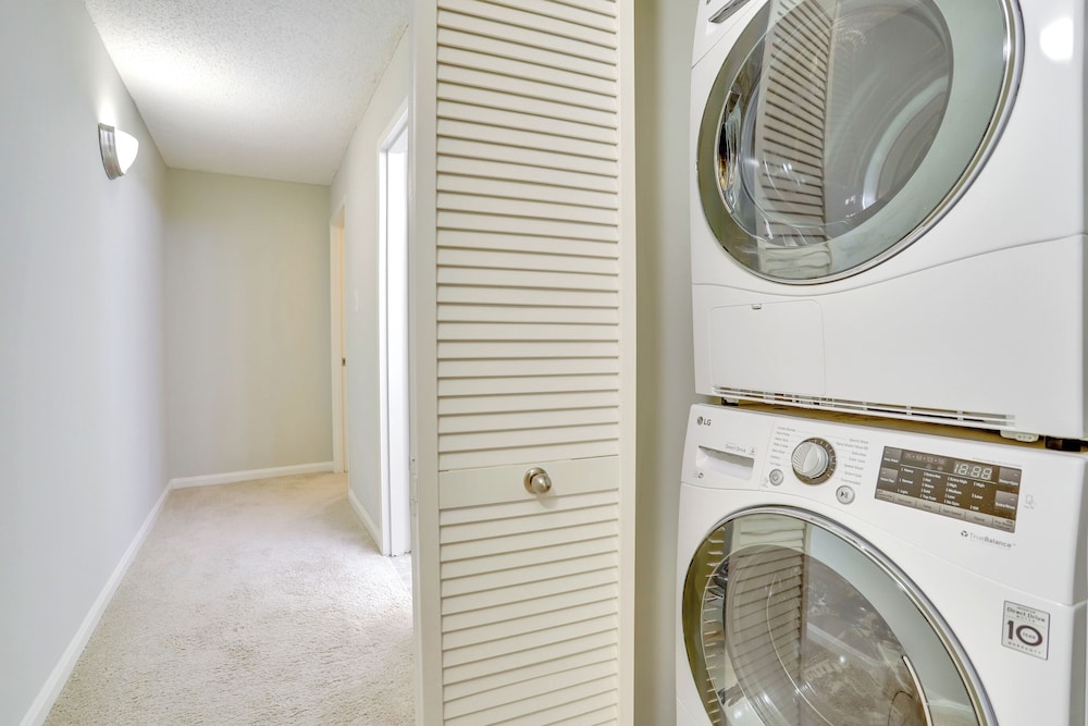 DC Airport Metroline Apartments