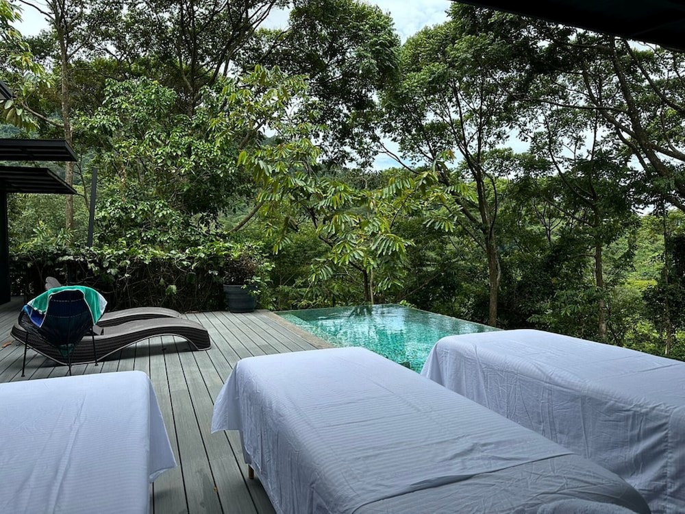 Casa Bromelia