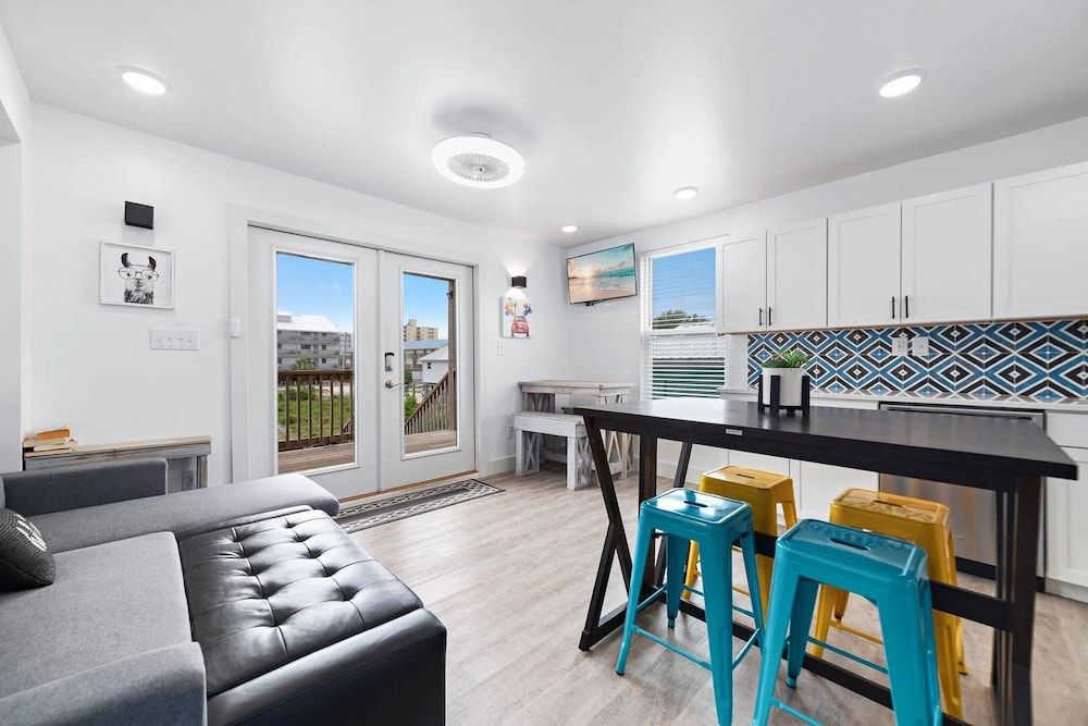Pipedreams 333 W 4 Bedroom Home