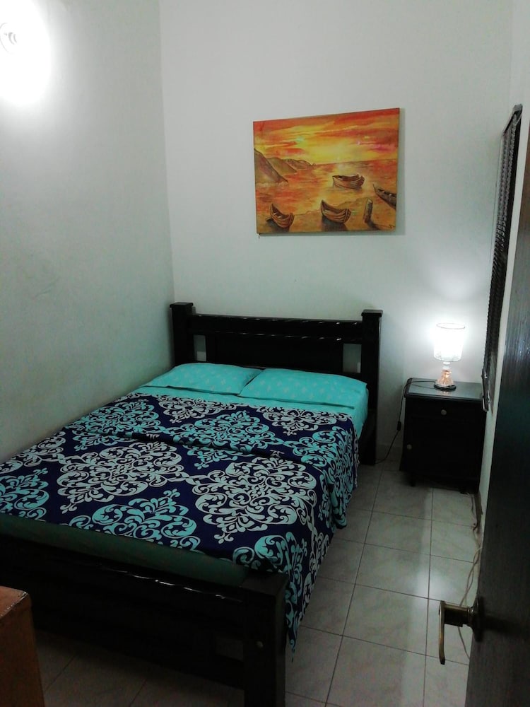 Taminaka Hostel
