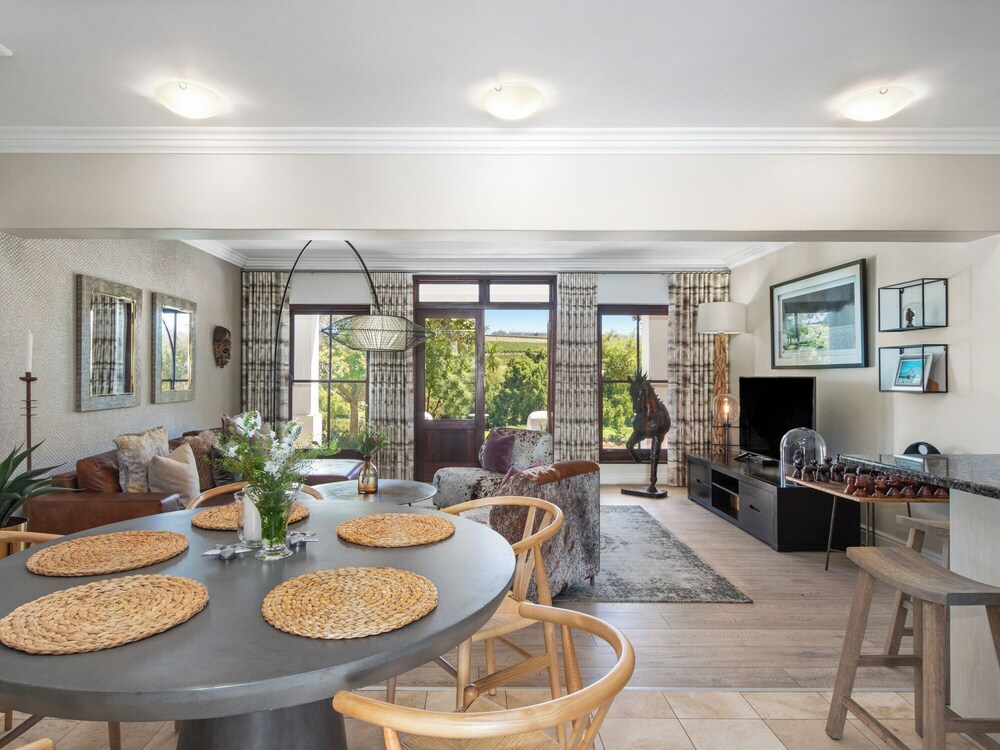 Winelands Golf Lodges at De Zalze
