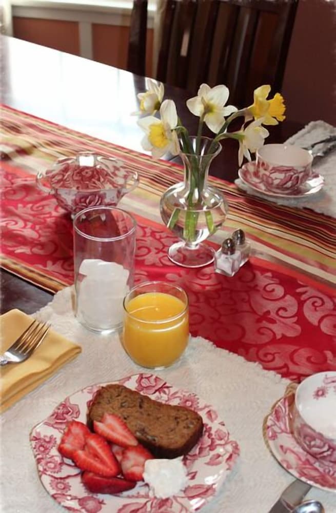 The Blackberry Inn Bed & Breakfast