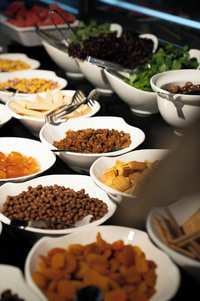 Nun By Laren Hotels - Image 24