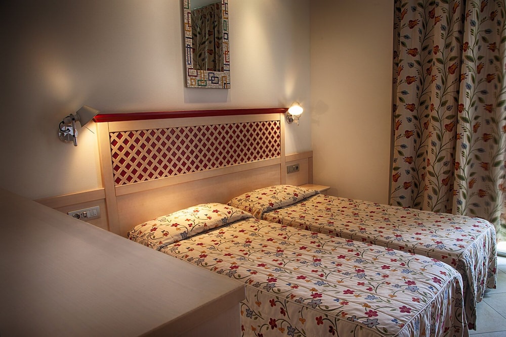Katja Hotel