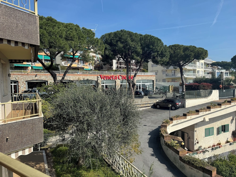 Sun & Sea Homes by Wonderful Italy