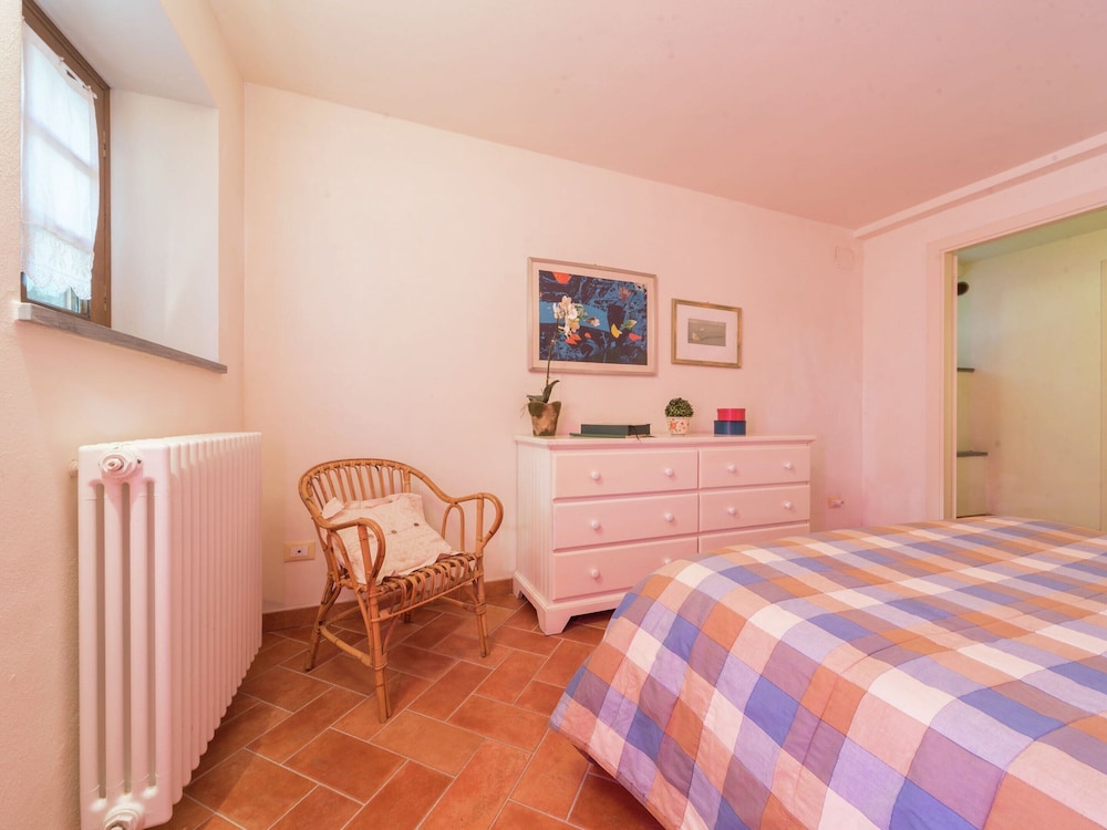Mansion in Pescaglia Near Tuscan Coast view 4