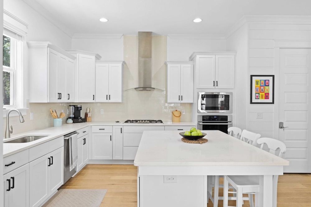 2 Homes in Inlet Beach by Avantstay Dock+lake Access, Saltwater Pool, Close to the Beach