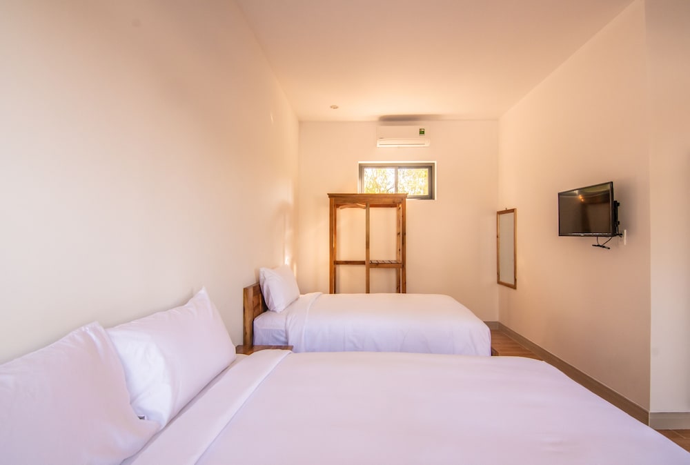 Aurora House view 4